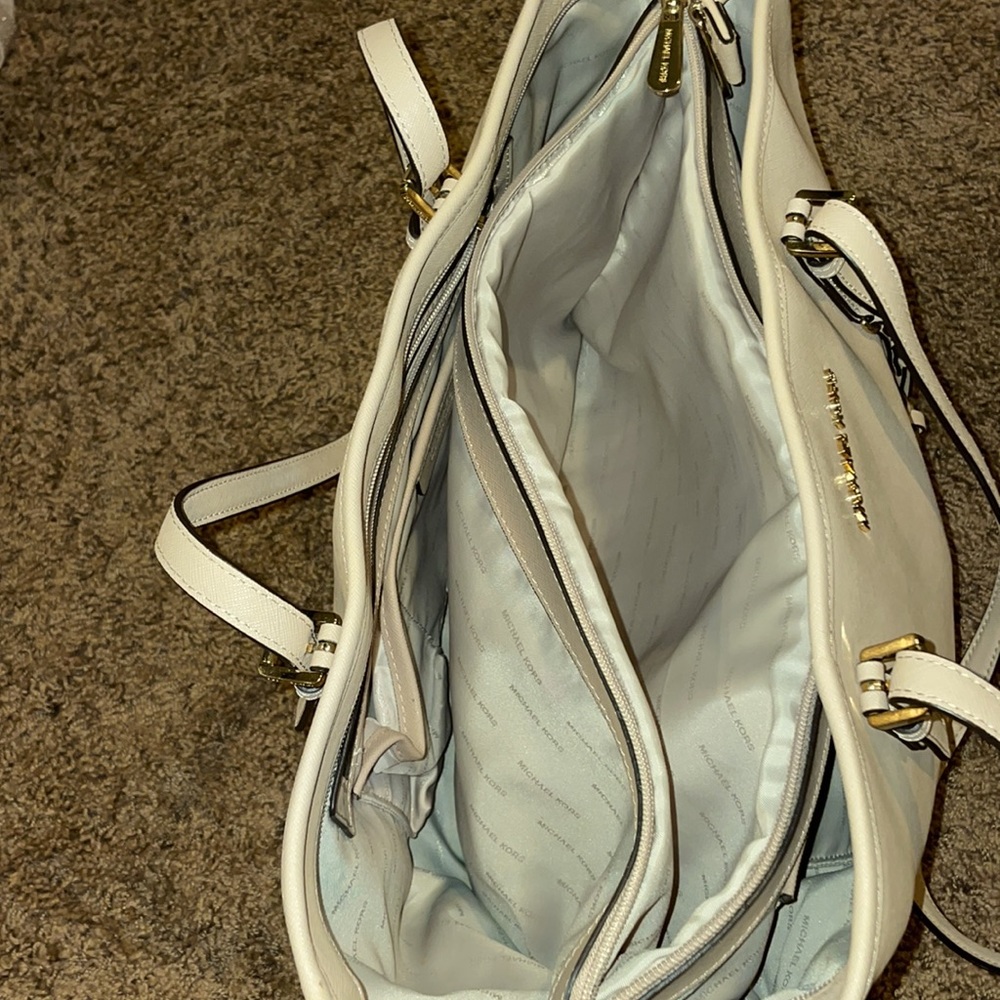 Bag - Picture 3 of 5